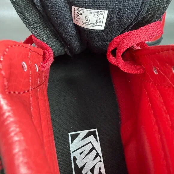 Vans **Limited Edition** Chinese New Year Red High-Top Floral Embroidery - Picture 12 of 14